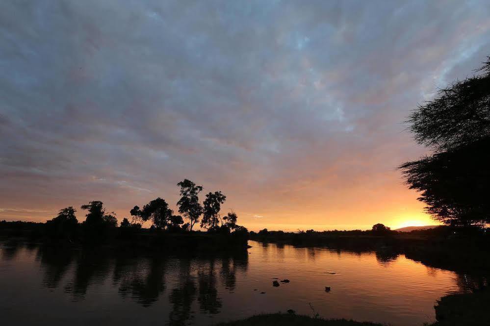 Aitong Mara River Lodge מראה חיצוני תמונה